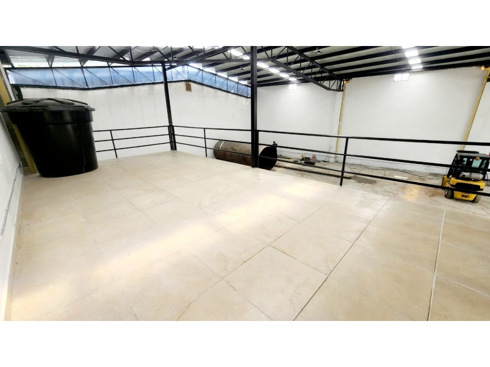 BODEGA EN VENTA EN LA ROMELIA-EL POLLO DOSQUEBRADAS - 3