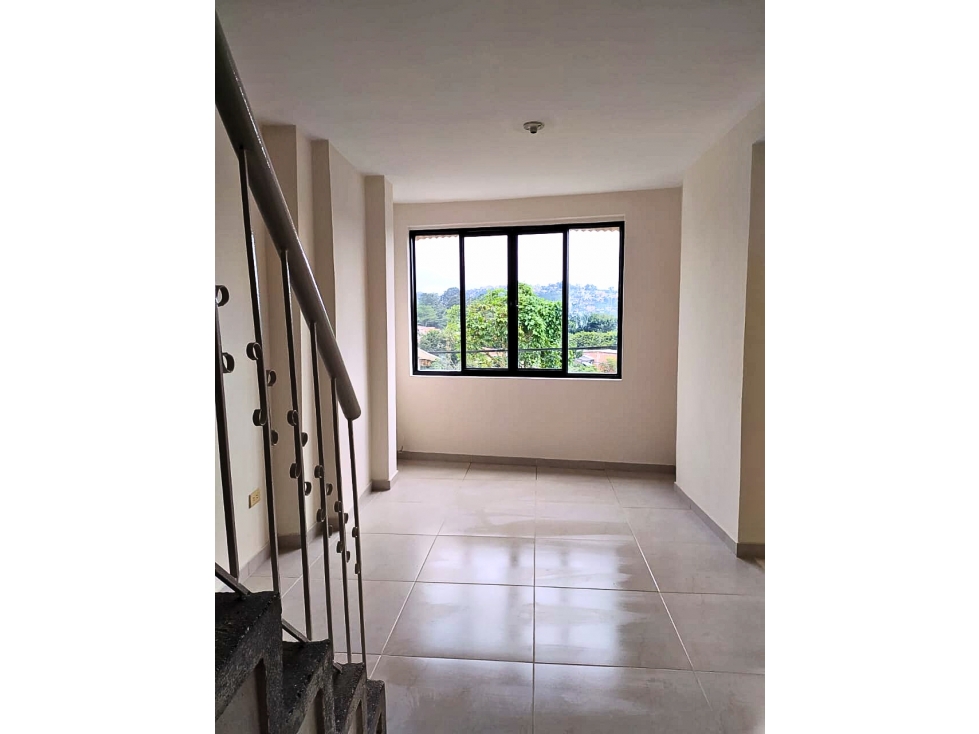 CASA 3 NIVELES-SECTOR PROVIDENCIA — foto 3