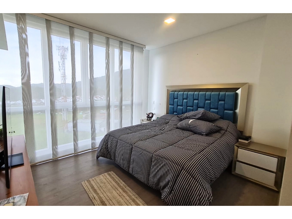 En venta Apartamento en conjunto, sector Av. Sur - 6