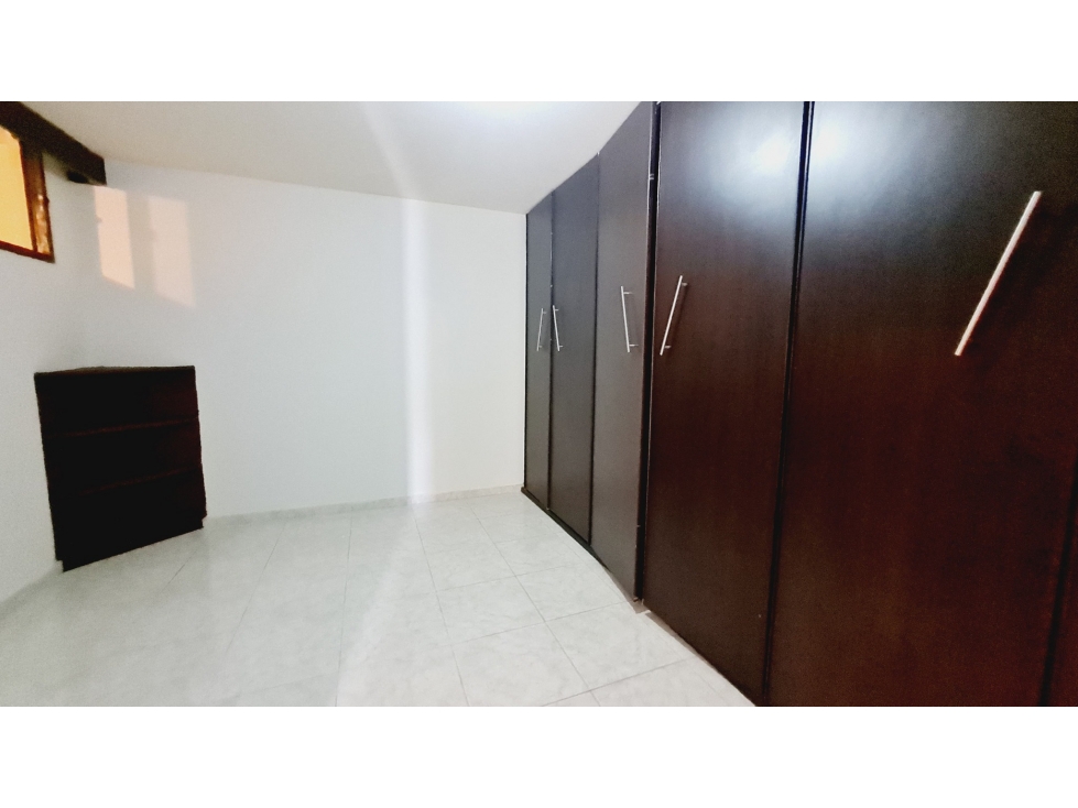 EN VENTA CASA DE 4 NIVELES EN SAMARIA II - 5
