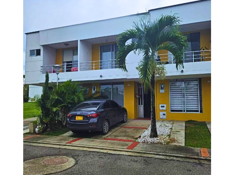 EN VENTA CASA MEDIANERA EN BULEVAR DEL CAFÈ, PEREIRA - 1