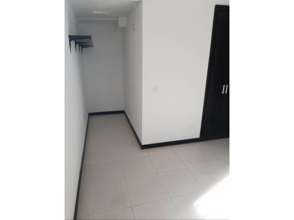 APARTAMENTO CERCA AL CENTRO DE PEREIRA - 4