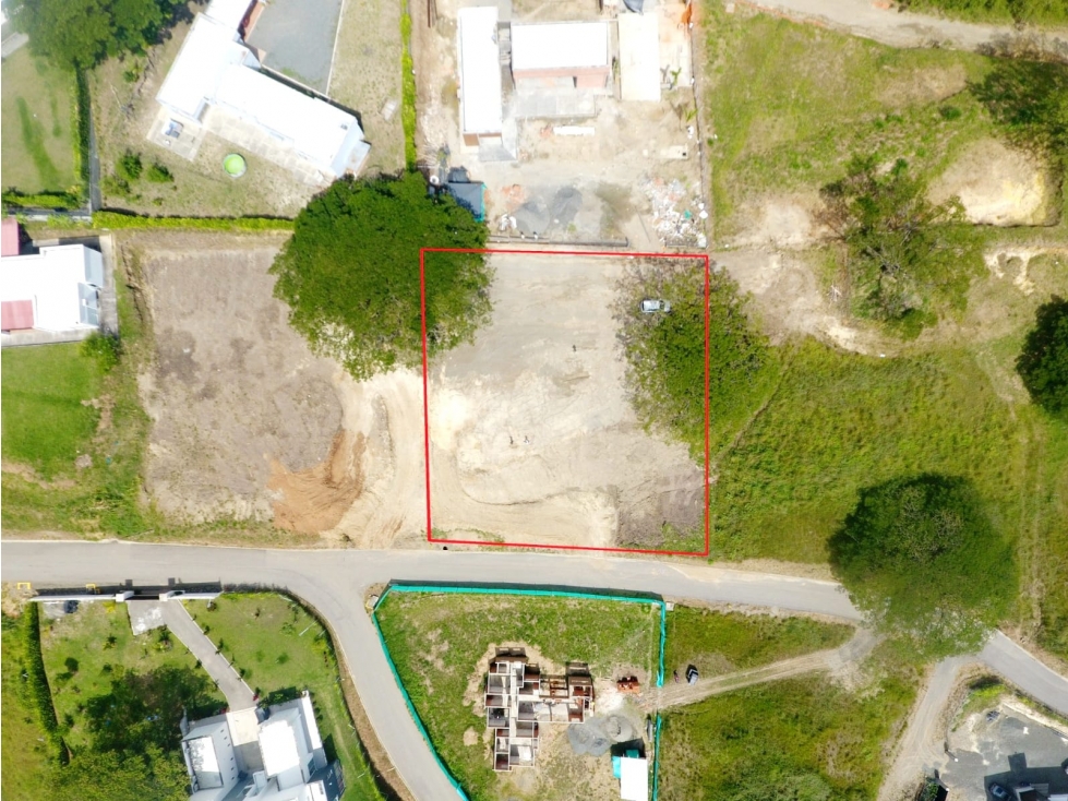 Lote en etapa 2 en Condominio El Cortijo, Vía Cerritos - 3
