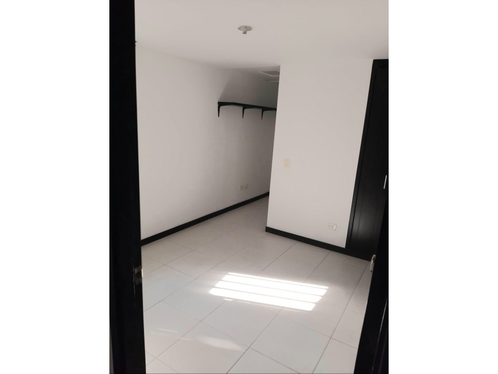 APARTAMENTO CERCA AL CENTRO DE PEREIRA - 6