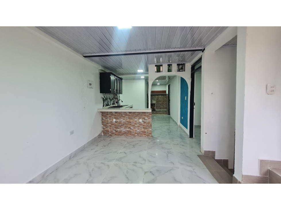 OPORTUNIDAD UNICA! EN VENTA CASA DE TRES PISOS EN SAMARIA — foto 6