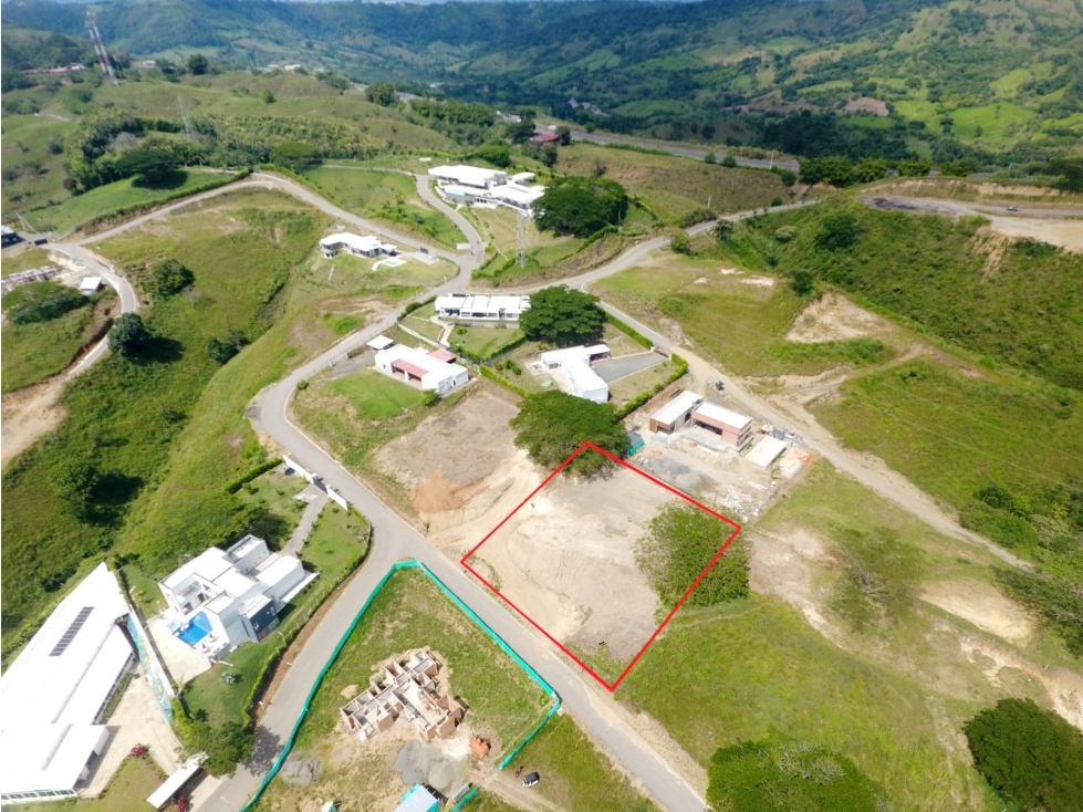 Lote en etapa 2 en Condominio El Cortijo, Vía Cerritos - 4