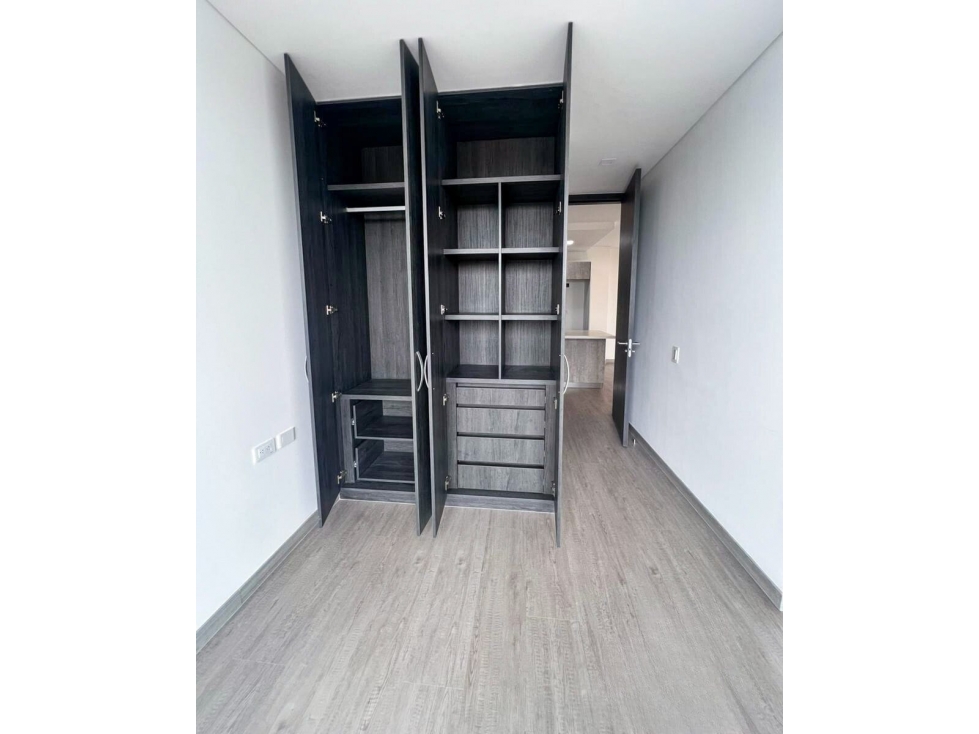 APARTAMENTO PARA ESTRENAR EN EL SECTOR AV. DEL SUR - 5