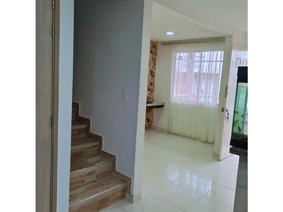 EN VENTA HERMOSA CASA DUPLEX EN DOSQUEBRADAS - 2