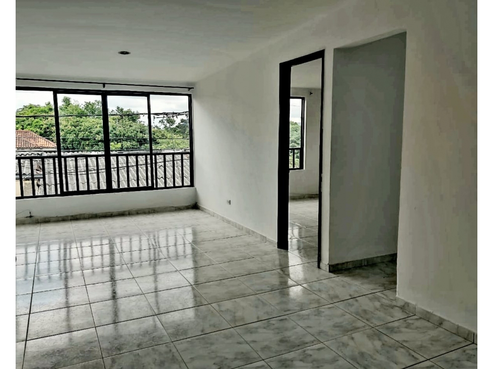 CASA CON DOS PISOS INDEPENDIENTES/BARRIO EL JARDIN 1-PEREIRA - 2