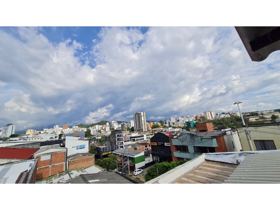 Edificio de 4 pisos cerca al centro de Pereira - 5