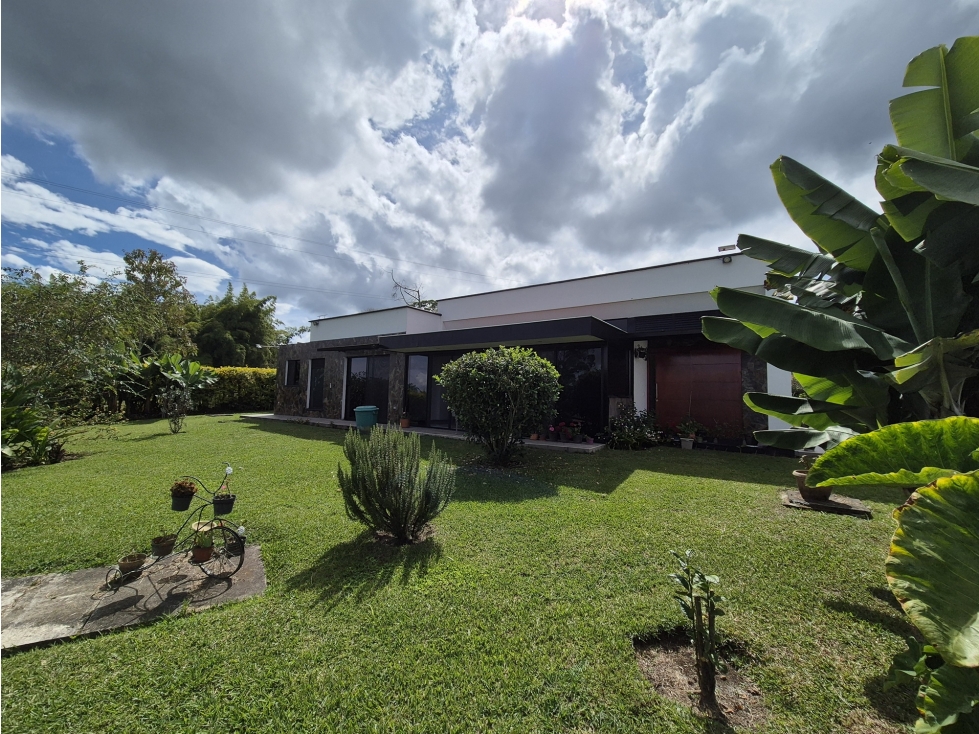 Casa campestre en venta via Circasia Pereira — foto 2