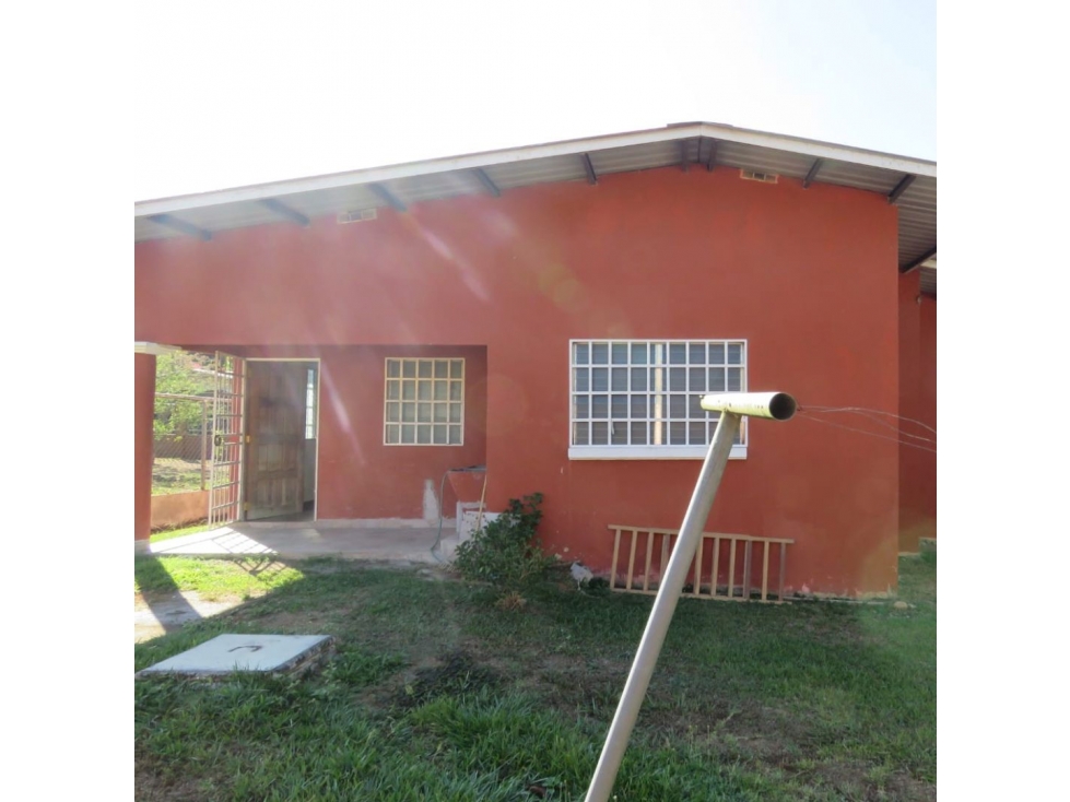 Casa en Venta, Urb Santa Teresa, David — foto 2