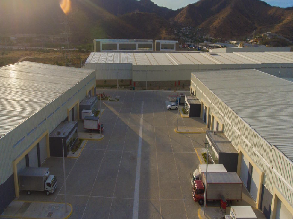 ¡Inversión Segura! Bodega Arrendada con Oficina en Santa Marta - 3