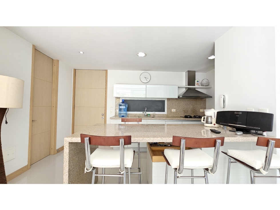 Apartamento con gran balcón y vista a piscinas Playa Dormida — foto 5