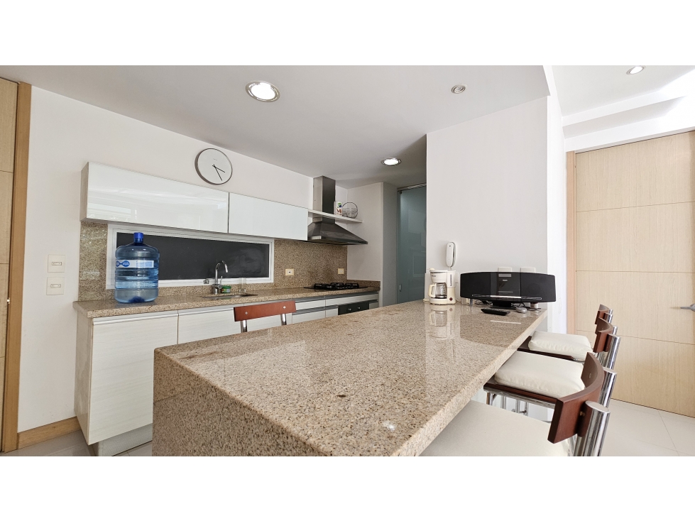 Apartamento con gran balcón y vista a piscinas Playa Dormida — foto 6
