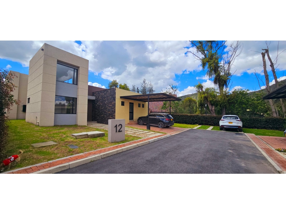 CASA CAMPESTRE EN CONJUNTO RESIDENCIAL PORTAL DE PARCELAS - 1