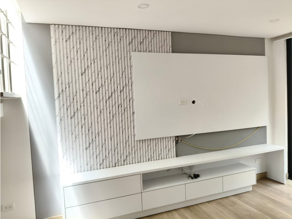 CASA CON JARDIN EN CONJUNTO CERRADO — foto 6