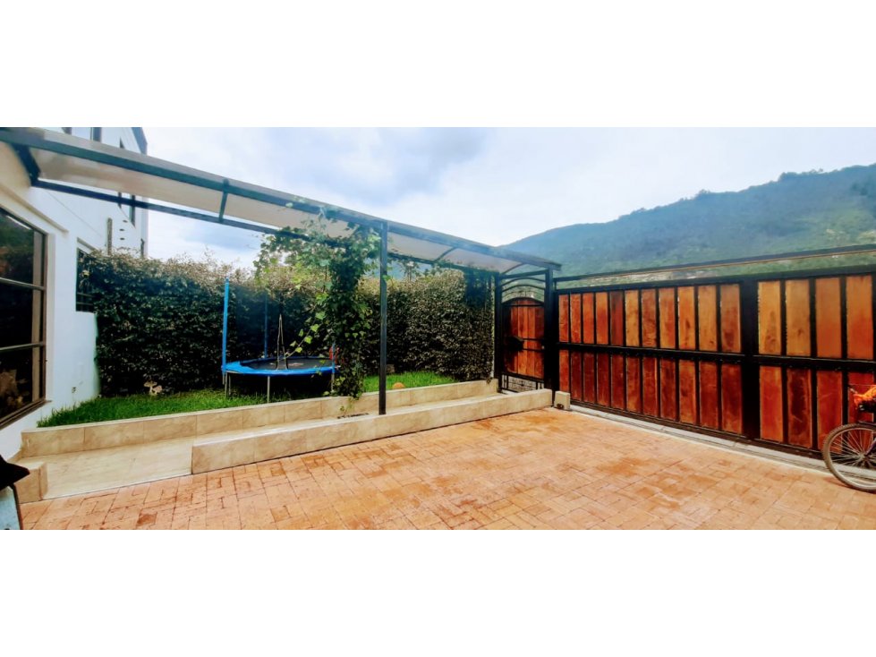 CASA CAMPESTRE EN CONJUNTO CERRADO - 3