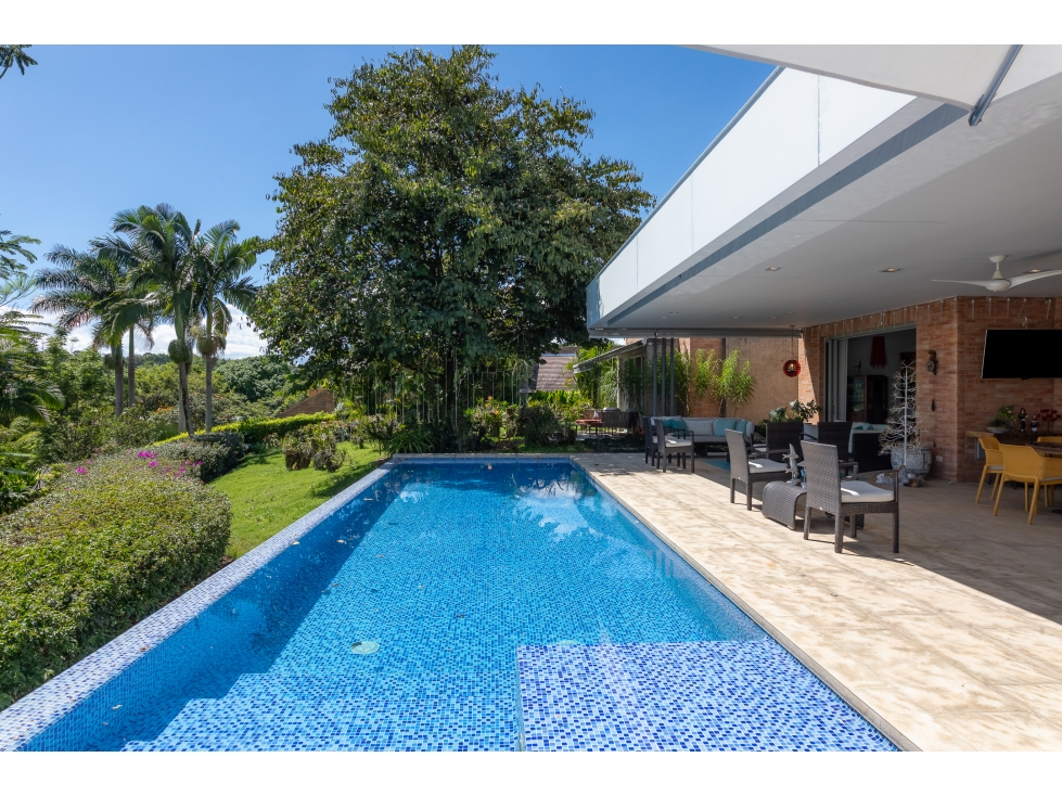 Casa campestre en venta, un solo nivel, piscina privada