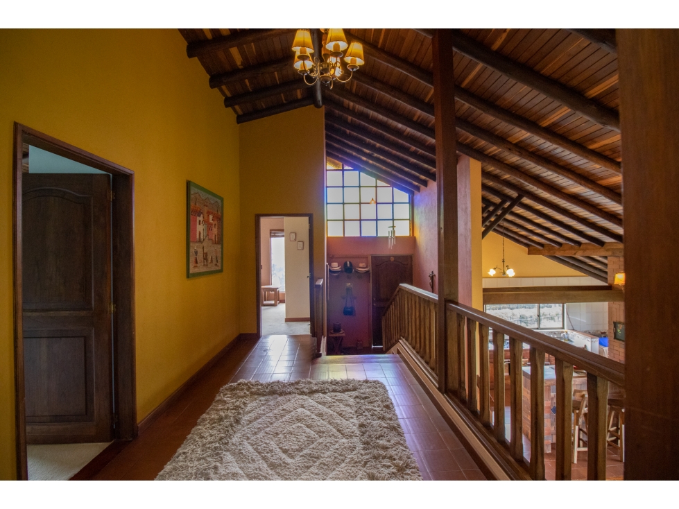 Finca con dos casas y pesebreras para venta en Guasca - 5