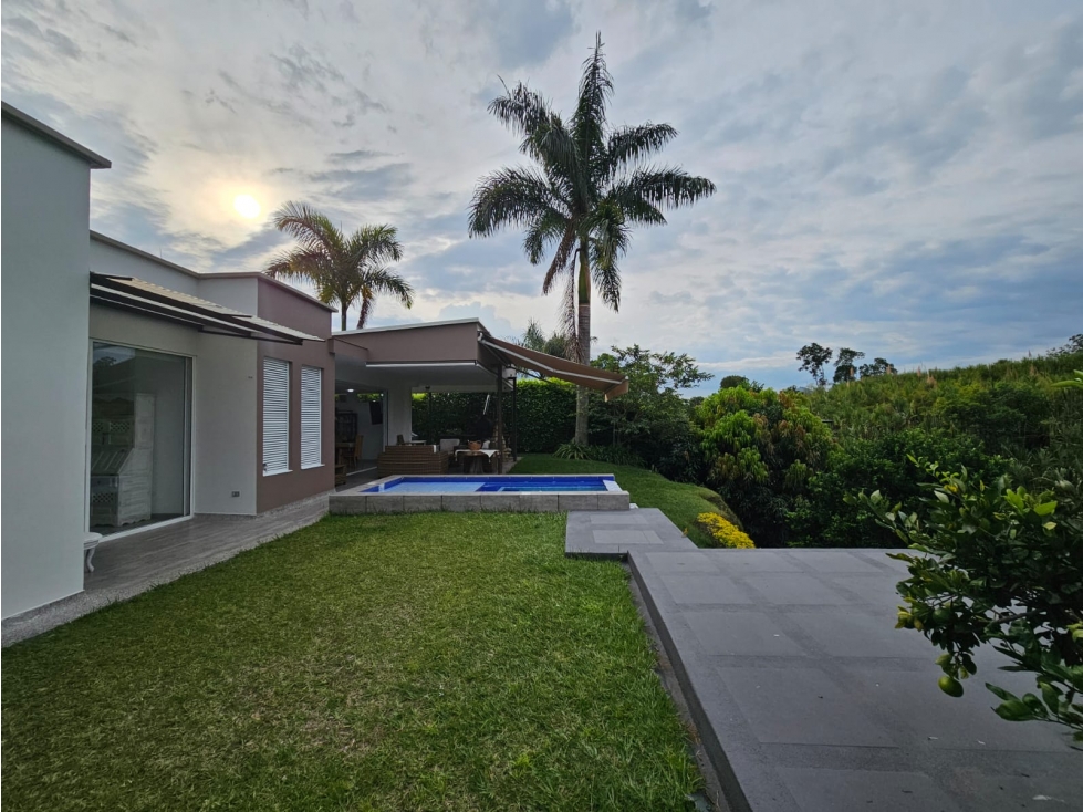 En venta casa campestre de un solo nivel, con jacuzzi. Unidad cerrada — foto 4