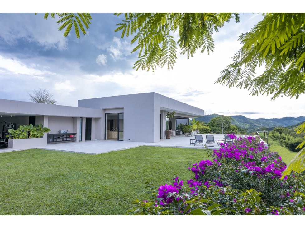 Exclusiva casa campestre en condominio en Cerritos — foto 5