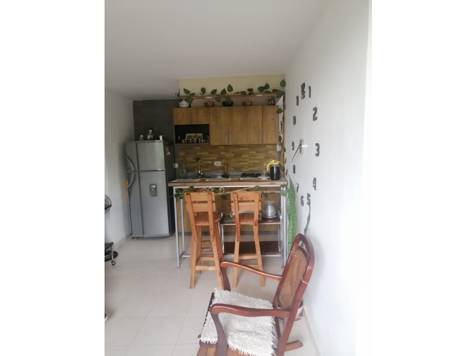 SE VENDE HERMOSO APARTAMENTO EN EL OCCIDENTE DE ARMENIA Q. COLOMBIA — foto 2