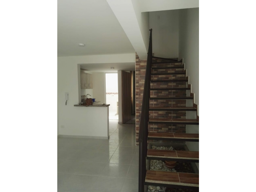 SE VENDE HERMOSA CASA EN EL SUR DE ARMENIA QUINDIO COLOMBIA — foto 6