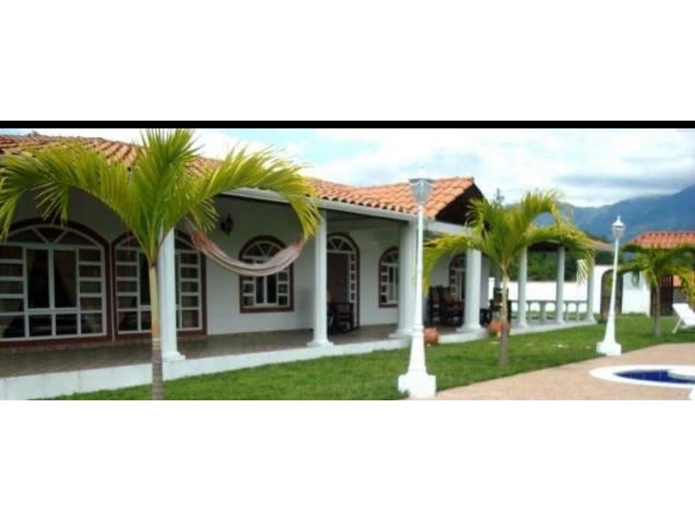 CASA CAMPESTRE PARA LA VENTA EN QUINDIO, COLOMBIA