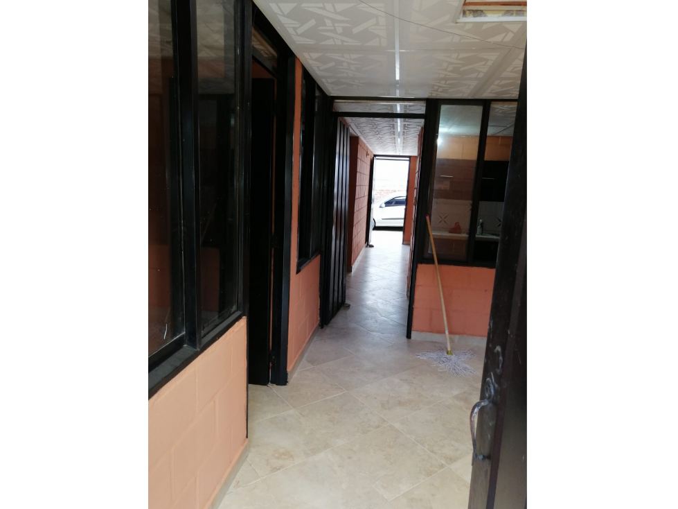 SE VENDE PRIMER PISO CASA CIRCASIA- QUINDIO. 3207746921