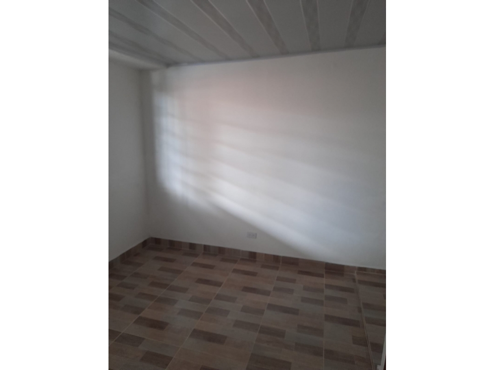 SE VENDE CASA BIFAMILIAR AL SUR DE ARMENIA QUINDIO — foto 2