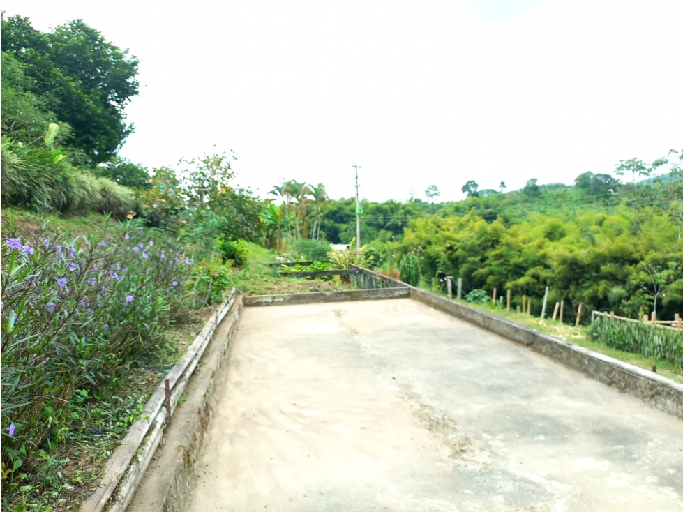 SE VENDE FINCA CALARCA QUINDIO