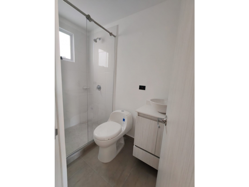 VENTA CASA AL NORTE ARMENIA QUINDIO COLOMBIA-3207746921 — foto 2