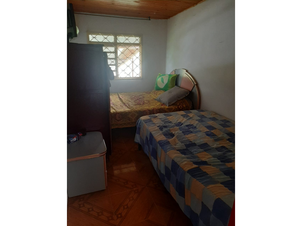 SE VENDE CASA CON LOCAL EN CALARCA QUINDIO, COLOMBIA - 5