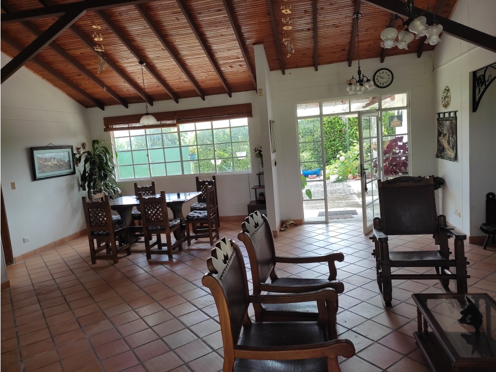 CHALET EN VENTA VIA MONTENEGRO, QUINDIO COLOMBIA - 2
