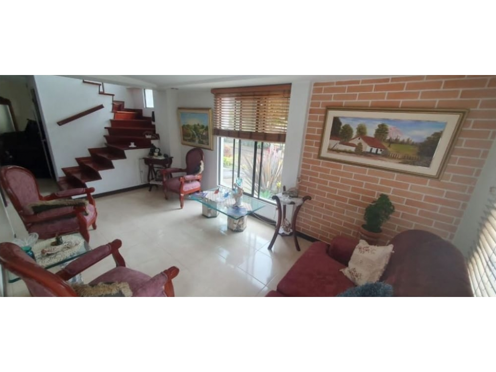 SE VENDE CASA AL NORTE ARMENIA QUINDIO COLOMBIA-3207746921