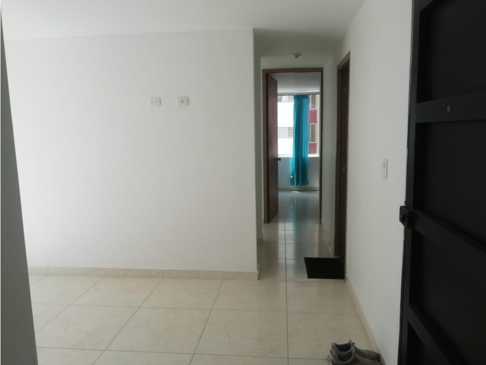 SE VENDE HERMOSO APARTAMENTO EN EL OCCIDENTE DE ARMENIA Q. COLOMBIA — foto 2