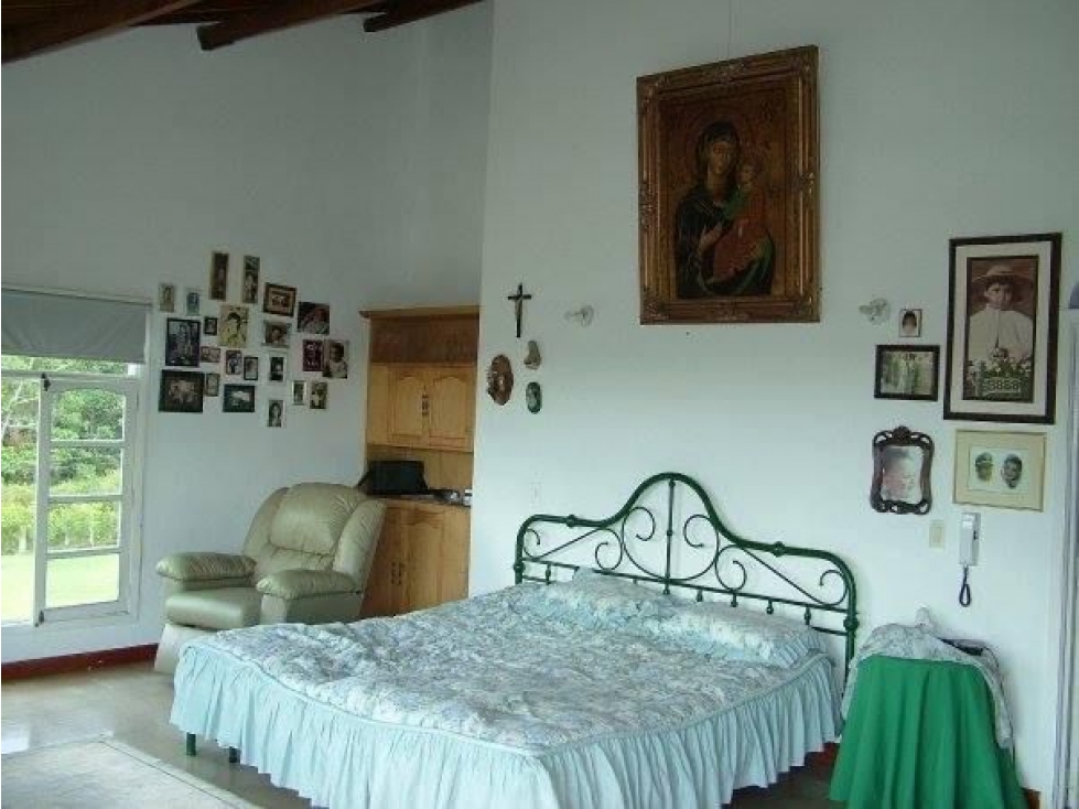 A LA VENTA HERMOSA CASA CAMPESTRE EN LA VIA CIRCASIA COLOMBIA - 4