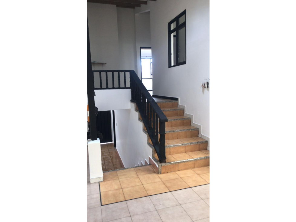 SE VENDE CASA AL OCCIDENTE DE ARMENIA QUINDIO - 1