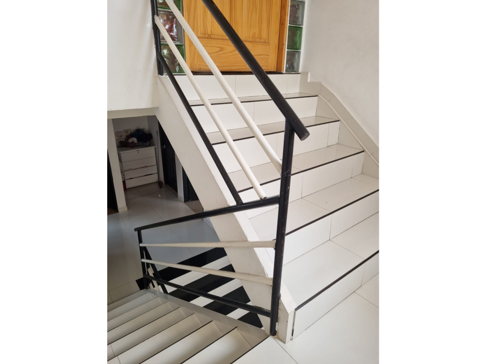 SE VENDE CASA AMPLIA AL SUR DE ARMENIA QUINDIO, COLOMBIA — foto 2
