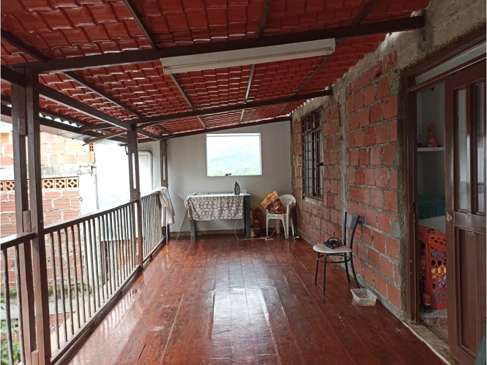 HERMOSA CASA UBICADA EN CALARCA QUINDIO COLOMBIA - 2