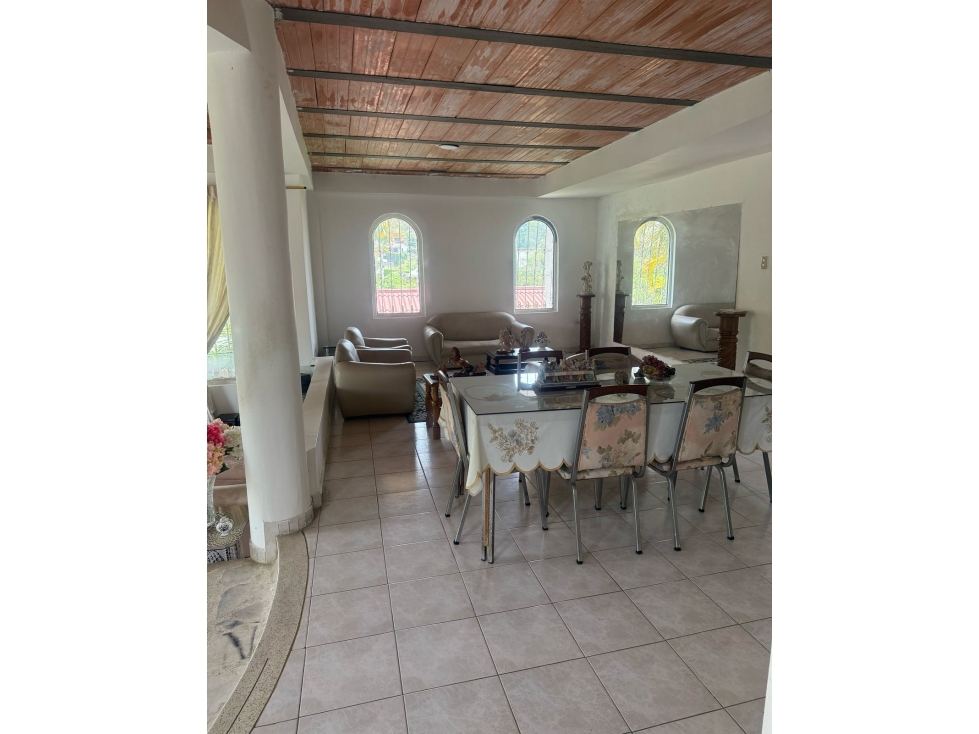 CASA CAMPESTRE PARA LA VENTA- NORTE DE ARMENIA
