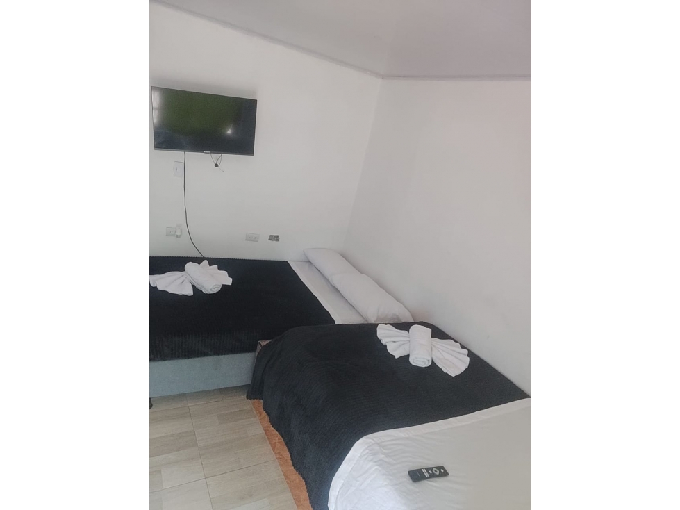 SE VENDE FINCA HOTEL VIA MONTENEGRO QUINDIO - 2