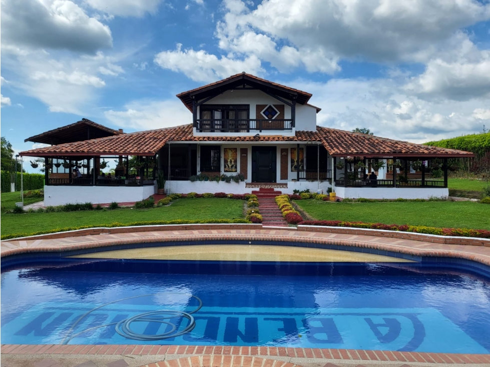 FINCA EN VENTA QUIMBAYA QUINDIO COLOMBIA 3207746921