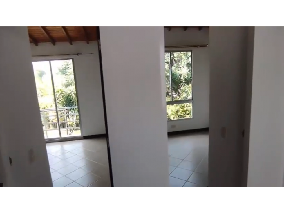 SE VENDE CASA EN CONJUNTO CERRADO AL SUR DE ARMENIA QUINDIO COLOMBIA — foto 4