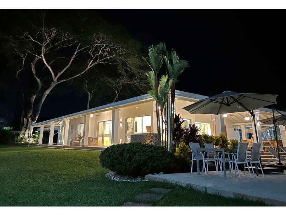 SE VENDE CASA CAMPESTRE VIA AL AEROPUERTO EL EDEN, QUINDIO COLOMBIA — foto 2