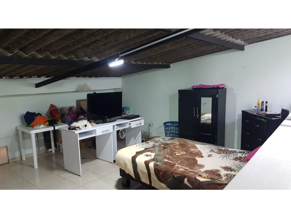 SE VENDE CASA CON LOCAL EN CALARCA QUINDIO, COLOMBIA - 3
