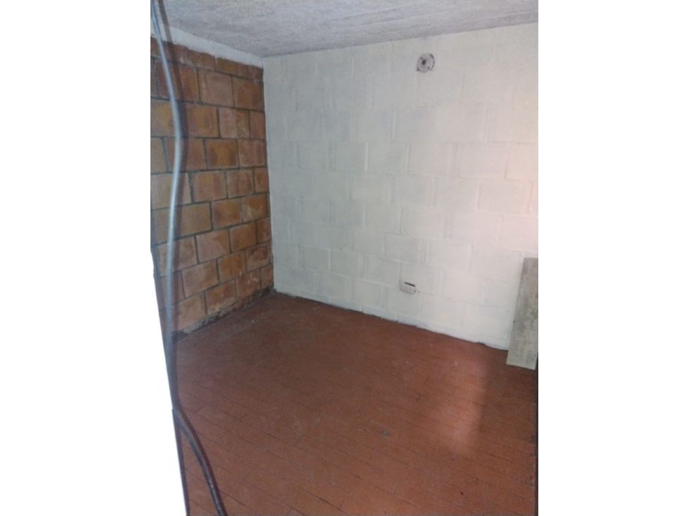 SE VENDE CASA EN EL SUR DE ARMENIA, QUINDIO-COLOMBIA CEL. 320 7746921 — foto 3