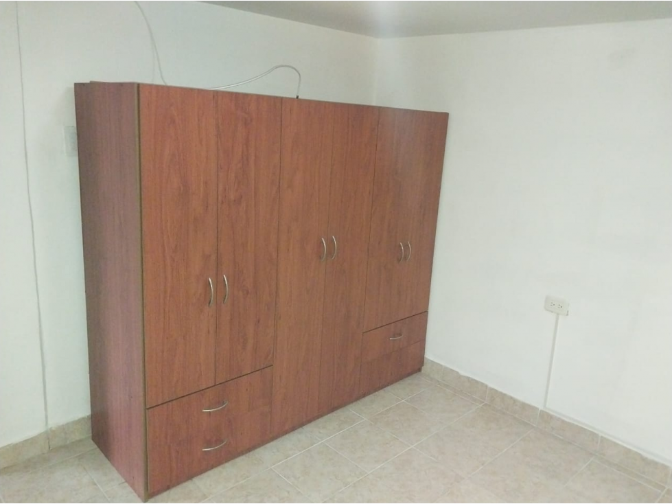 SE VENDE CASA BIFAMILIAR EN EL SUR DE ARMENIA Q. COLOMBIA. 3207746921 — foto 3