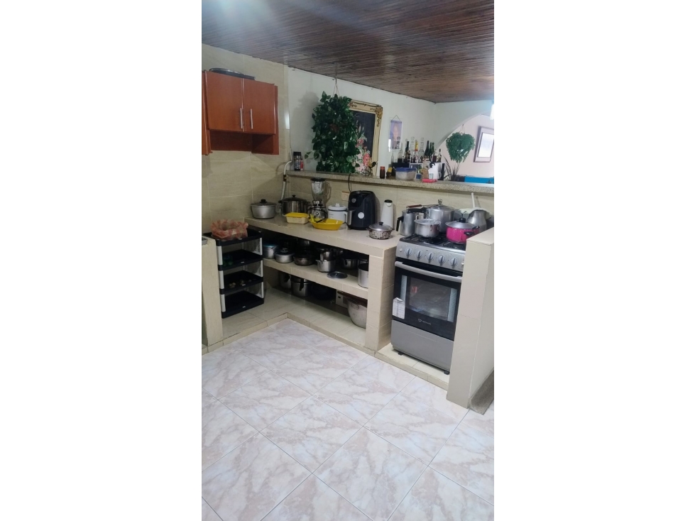 SE VENDE CASA EN EL SUR DE ARMENIA — foto 3